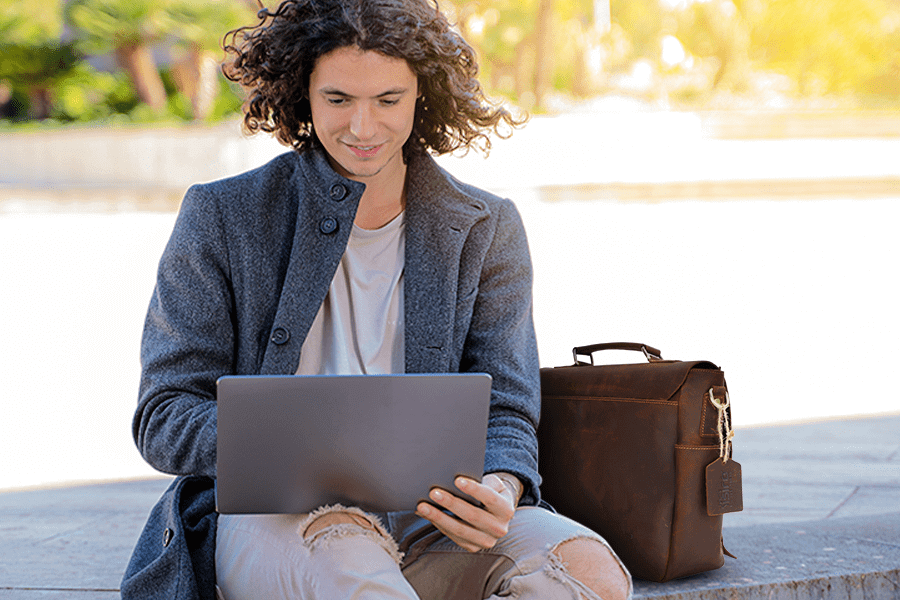 Ashton Leather Briefcase Bag - Isiro Canada