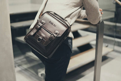 Timeless Beauty: The Classic Appeal of Leather Messenger Bags