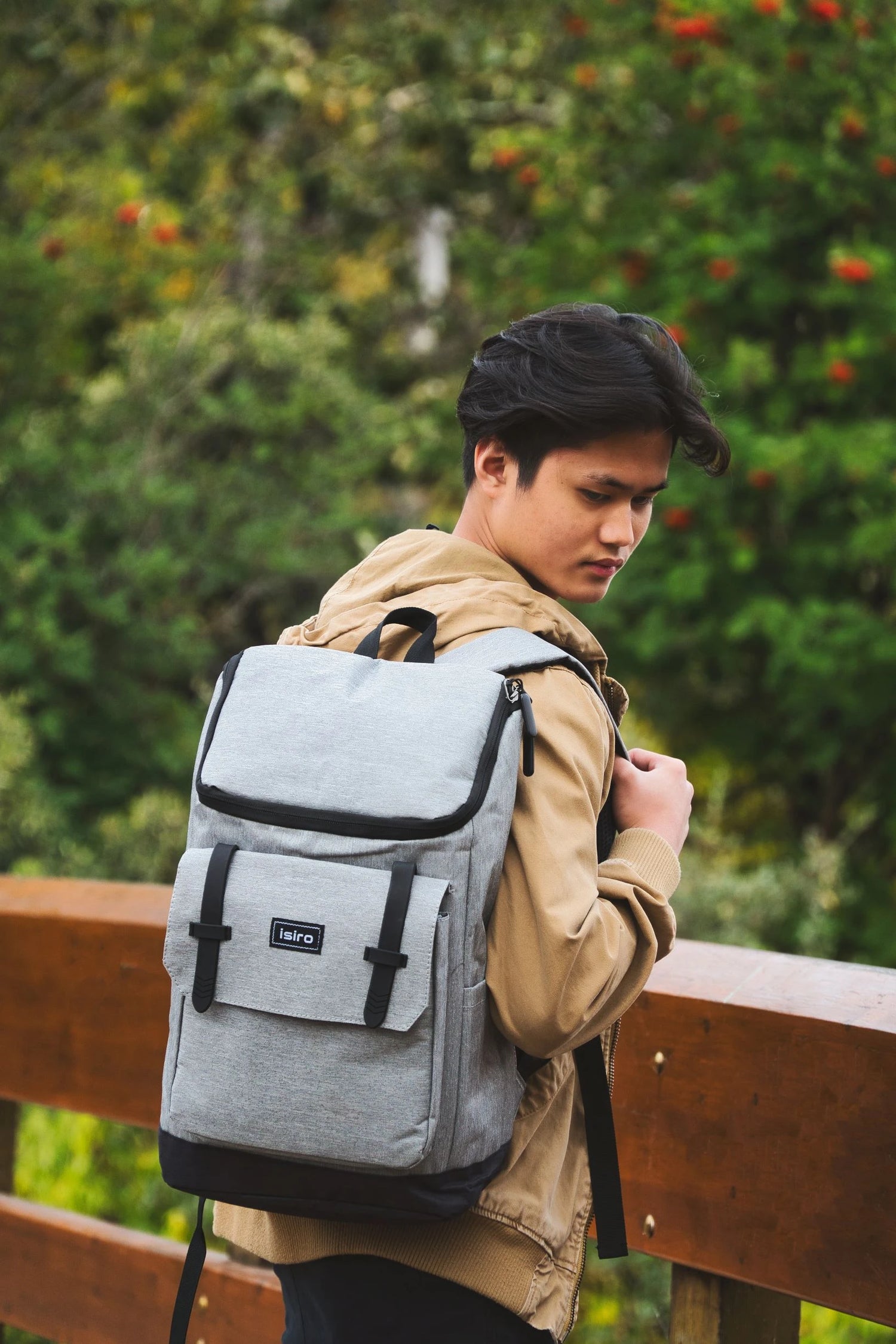 Isiro Canada- The official Site for Premium Leather Accessories